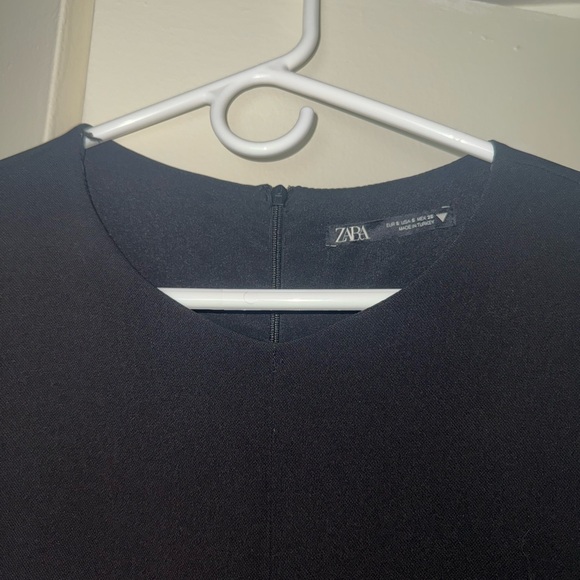 Zara Elegant Black Long Sleeve Dress - Picture 2 of 8